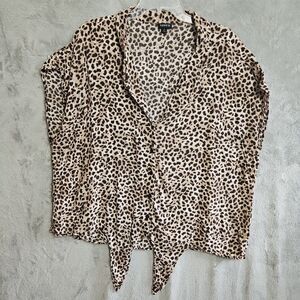 Torrid Women's Sz 3XL Leopard Print Blouse Sleeveless waist tie button